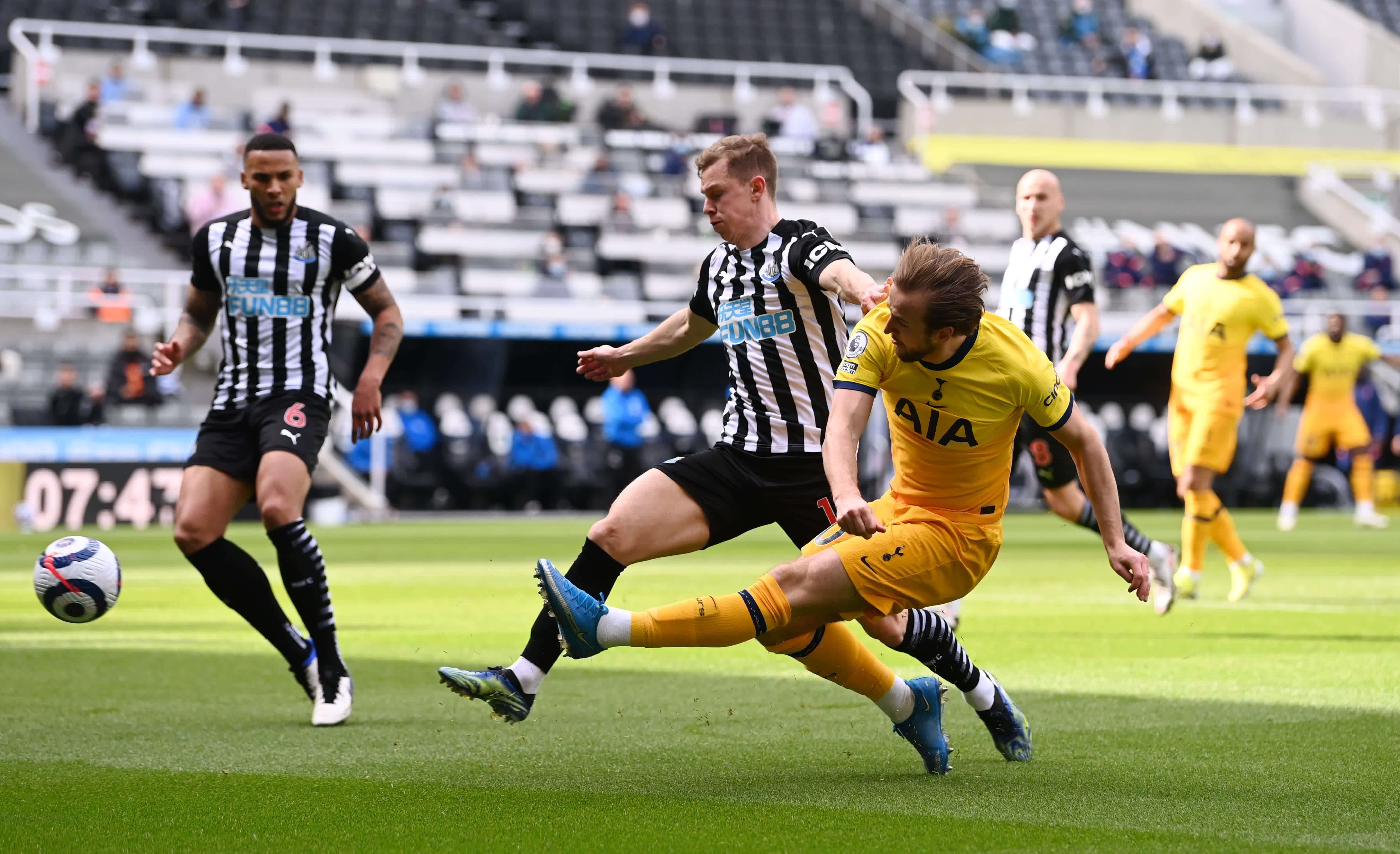 主教练在暂 主教练在暂